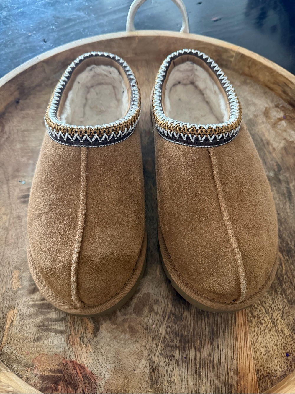 Uggs Women’s Sz 8 Cozy Suede Slip-On Slippers — Brown